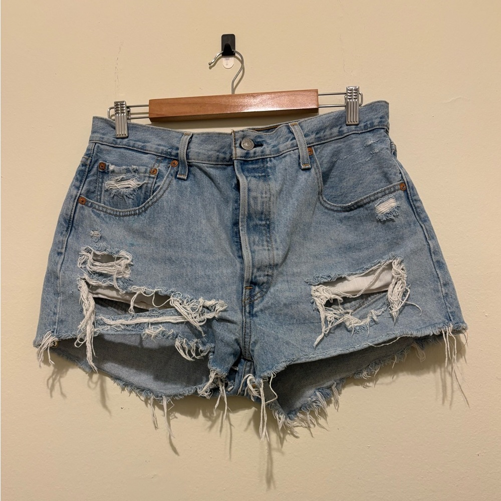 Levi’s denim shorts